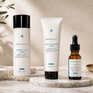 reggeli ébresztő érettebb, zsíros bőrre, 15 ml c ferulic ajándék luxusminta